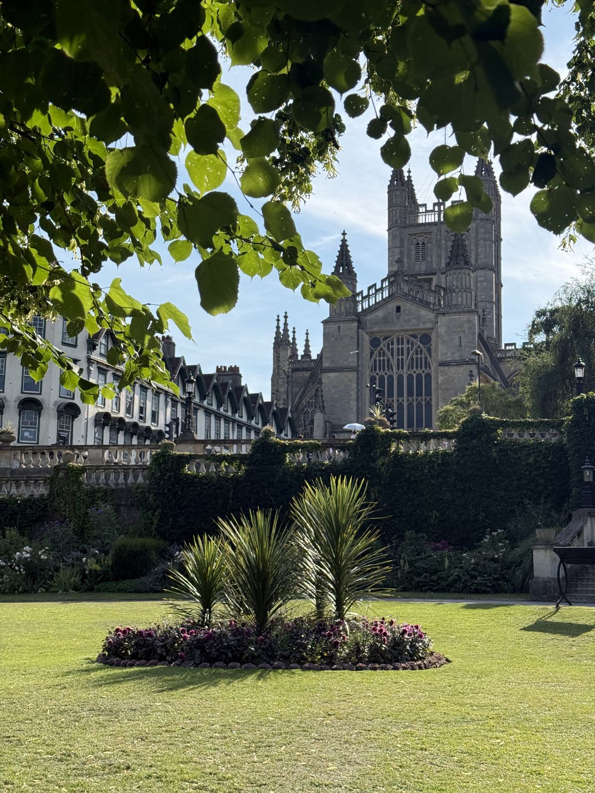 Bath Abbey seen from the flowerbeds of Parade Gardens